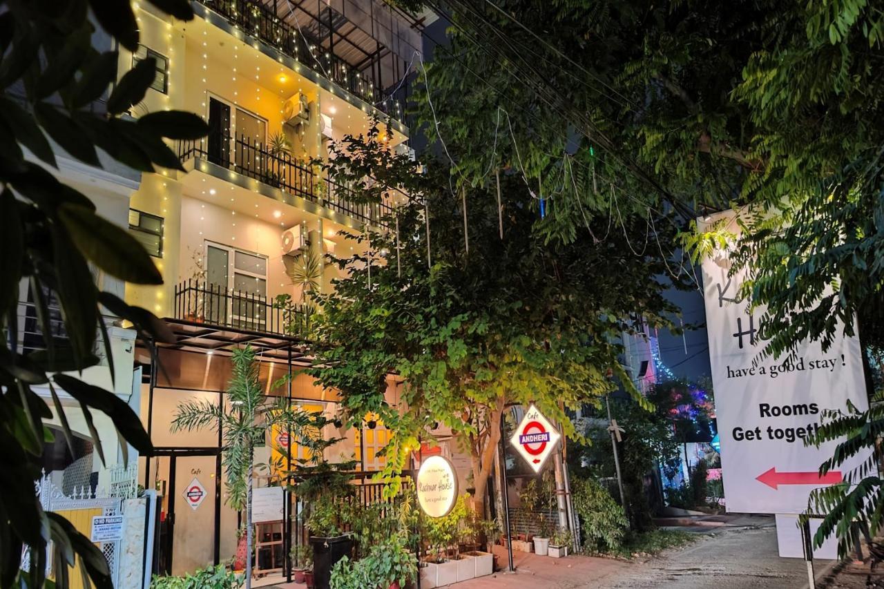 Super Townhouse Kachnar House Vikas Nagar Hotell Hasanganj Eksteriør bilde