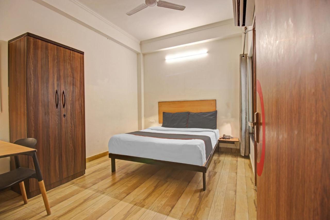 Super Townhouse Kachnar House Vikas Nagar Hotell Hasanganj Eksteriør bilde
