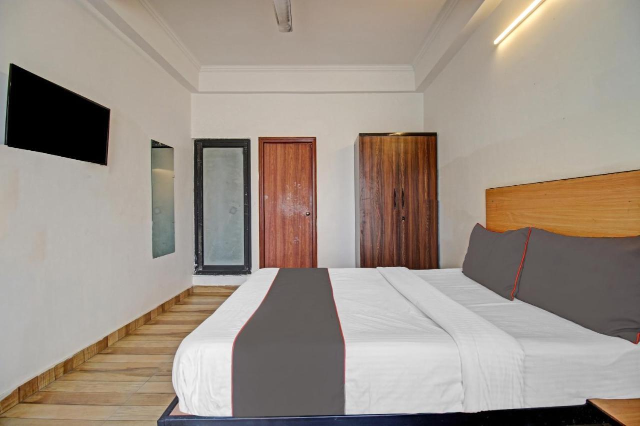 Super Townhouse Kachnar House Vikas Nagar Hotell Hasanganj Eksteriør bilde